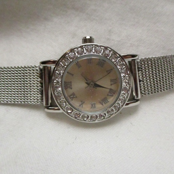 Silver w/Clear Rhinestone Lt. Pink Face Mesh Watch - Picture 1 of 7
